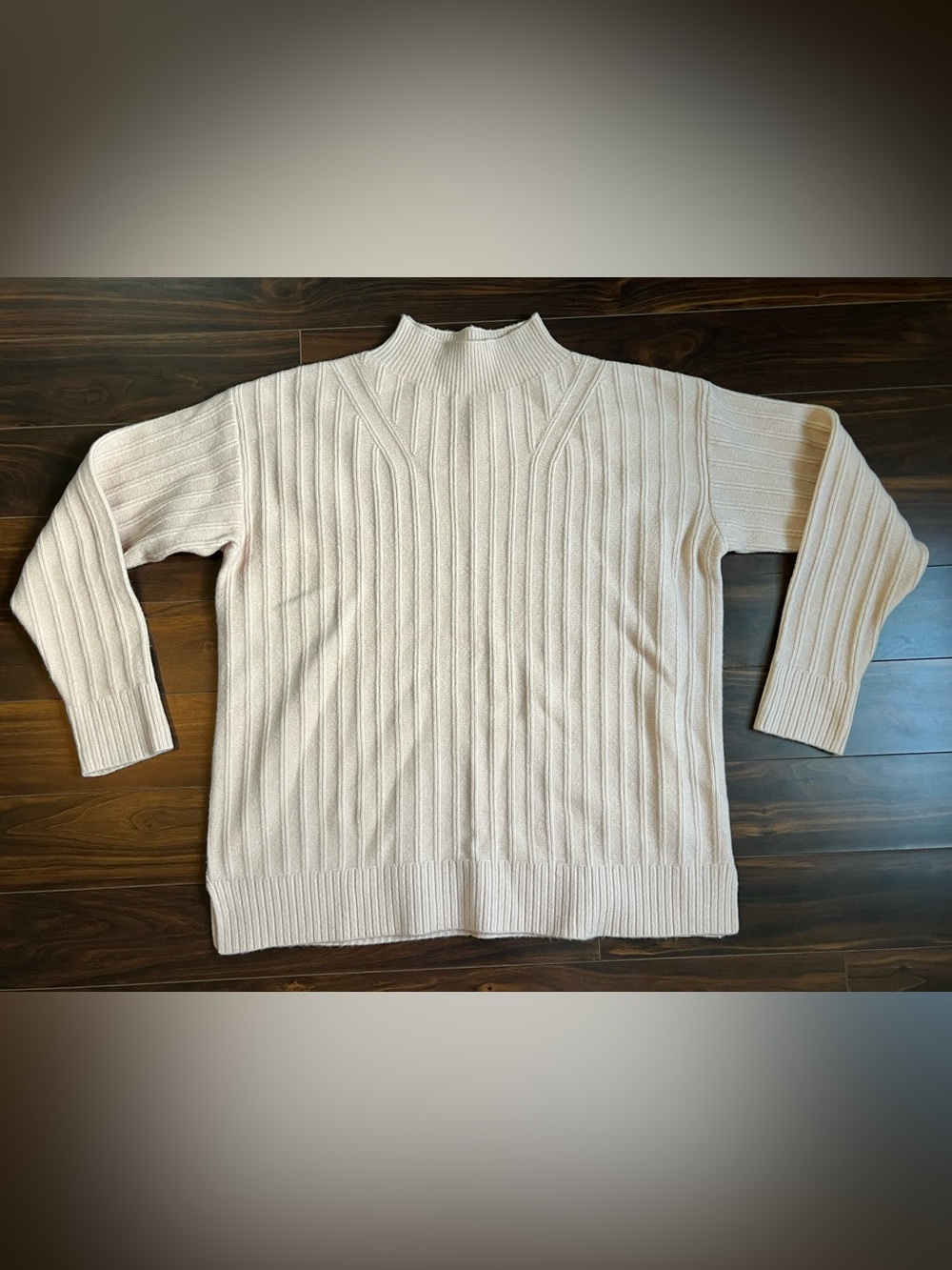 Lululemon Twin Rib Turtleneck Sweater in Feather Pink, 12, EUC - Picture 4 of 6